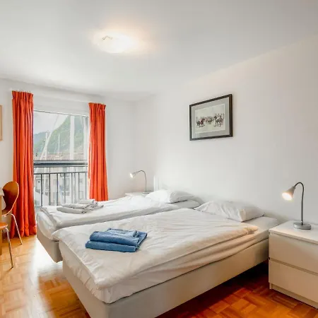 Cook P5-3 By Interhome Le Bouveret