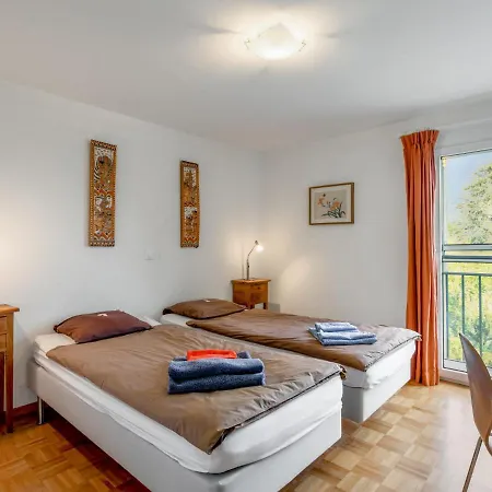 Cook P5-3 By Interhome Lejlighed